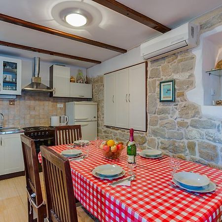 Tomo Apartment Спліт Екстер'єр фото