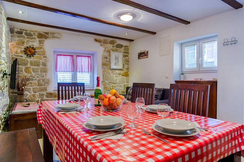 Tomo Apartment Спліт Екстер'єр фото